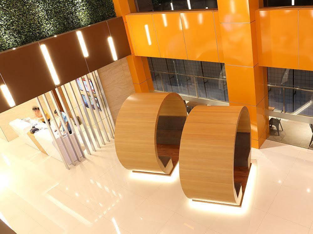 Grand Citihub Hotel @Kajoetangan Malang Ngoại thất bức ảnh